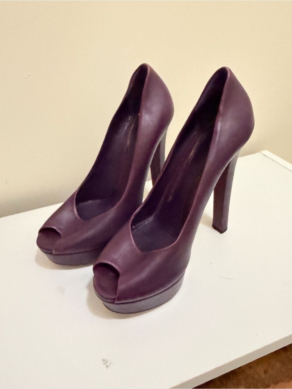GUCCI Platform Peep Toe Pumps Sz 35.5 Purple High Heels 1990s Size 39/8.5 Italy